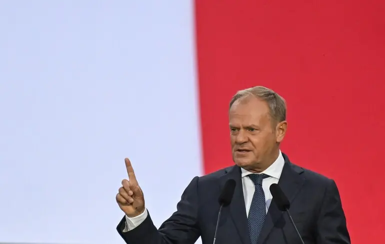 Tusk alerte sur les préparatifs d'escalade de la Russie pour les mois cruciaux en Ukraine et dans la région