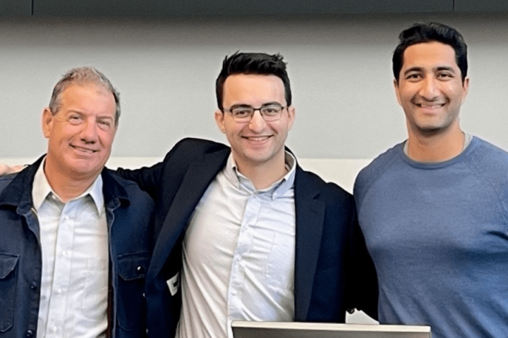 Un ancien étudiant de Harvard lève 6 millions $ pour l'IA Blue Voice au service des policiers