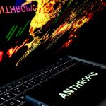 Un chercheur d'Anthropic présente le potentiel des systèmes d'IA auto-améliorants dans une nouvelle étude
