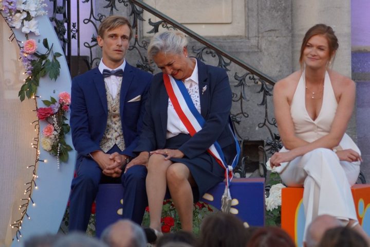 « Un monde idéal » : le 50e spectacle d'été du Théâtre Royal des Galeries entame sa tournée des châteaux