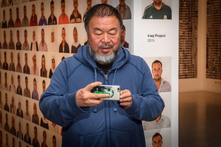 Une exposition rétrospective de l'artiste Ai Weiwei s'ouvre à la galerie Patrick Derom à Bruxelles