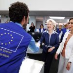 Von der Leyen et Lahbib visitent le Centre de coordination de la réponse d'urgence à Bruxelles