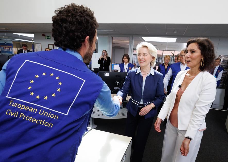 Von der Leyen et Lahbib visitent le Centre de coordination de la réponse d'urgence à Bruxelles
