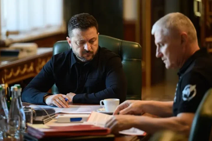 Zelensky annonce une baisse de 80 % des composants des exportations russes suite aux frappes ukrainiennes