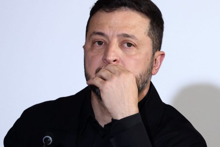 Zelenskyy limoge sa directrice adjointe dans le cadre d'une enquête sur la corruption en Ukraine