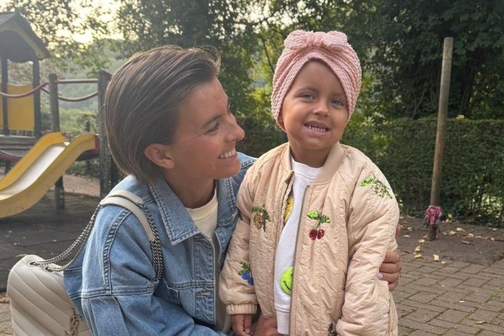 Alexine et sa fille Vania participeront à une marche de collecte de fonds contre le cancer à Bruxelles.