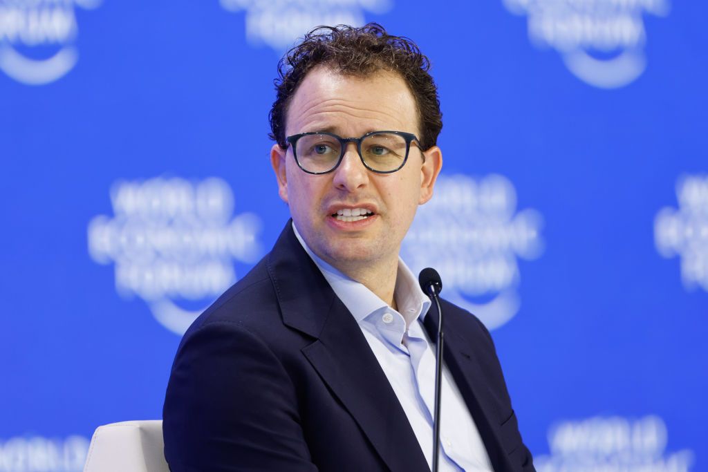 Anthropic s'associe à Accenture pour une initiative d'évaluation de la sécurité de l'IA intégrée