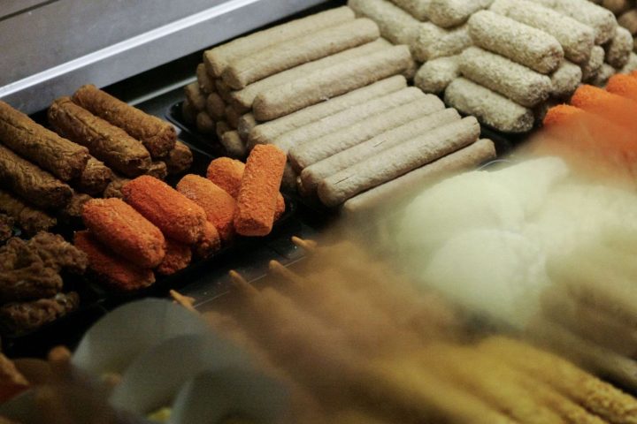 De la viande de cheval retrouvée dans des snacks de friteries belges, selon une étude de GAIA