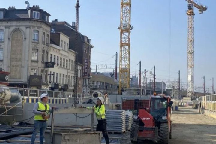 Début de la réhabilitation de l'espace public près de la gare du Nord à Bruxelles malgré des retards dans le projet de métro
