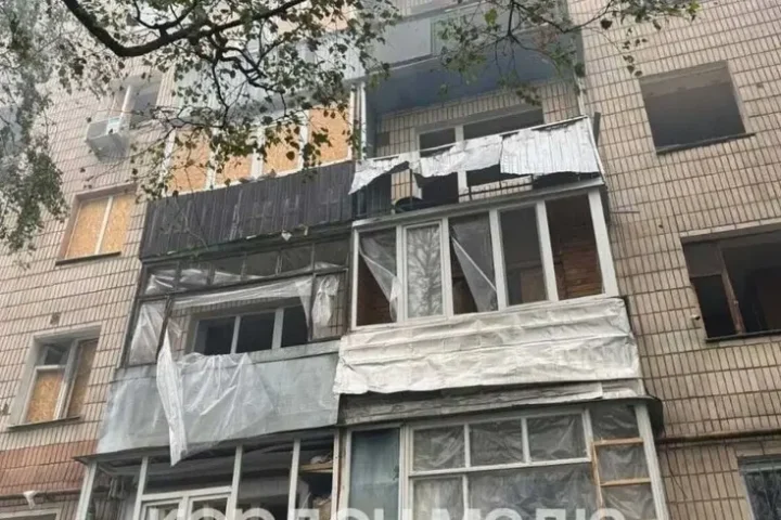 Des frappes aériennes russes blessent cinq personnes dans un quartier résidentiel de Sumy