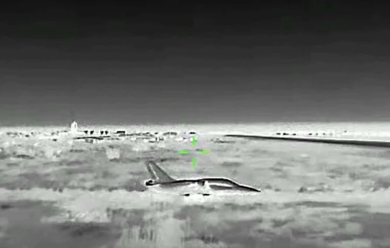 Des opérations aériennes ukrainiennes ciblent des infrastructures militaires russes, y compris des avions L-39 et des vedettes de patrouille