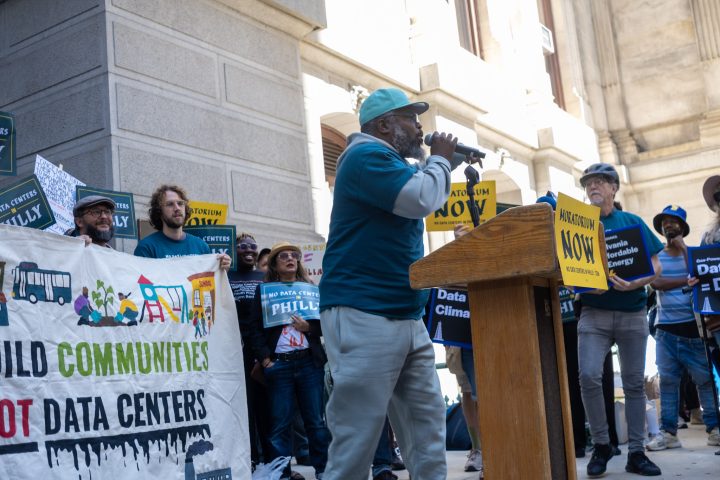 Des préoccupations environnementales alimentent l'opposition à l'expansion des centres de données à Philadelphie