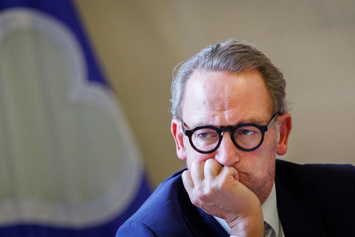 Dilliès soutient Bouchez dans sa décision de bloquer le financement du logement social