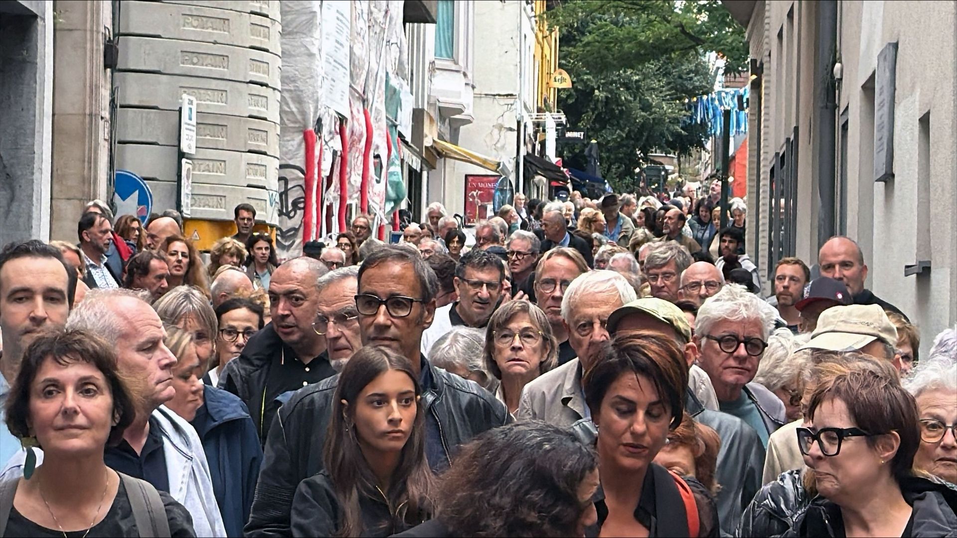 Environ 300 personnes se rassemblent à Bruxelles pour commémorer la rafle des Marolles du 3 septembre 1942