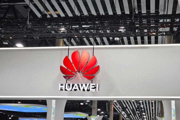 Huawei avance le lancement de sa puce AI Ascend 960DT au premier trimestre 2027 pour concurrencer Nvidia