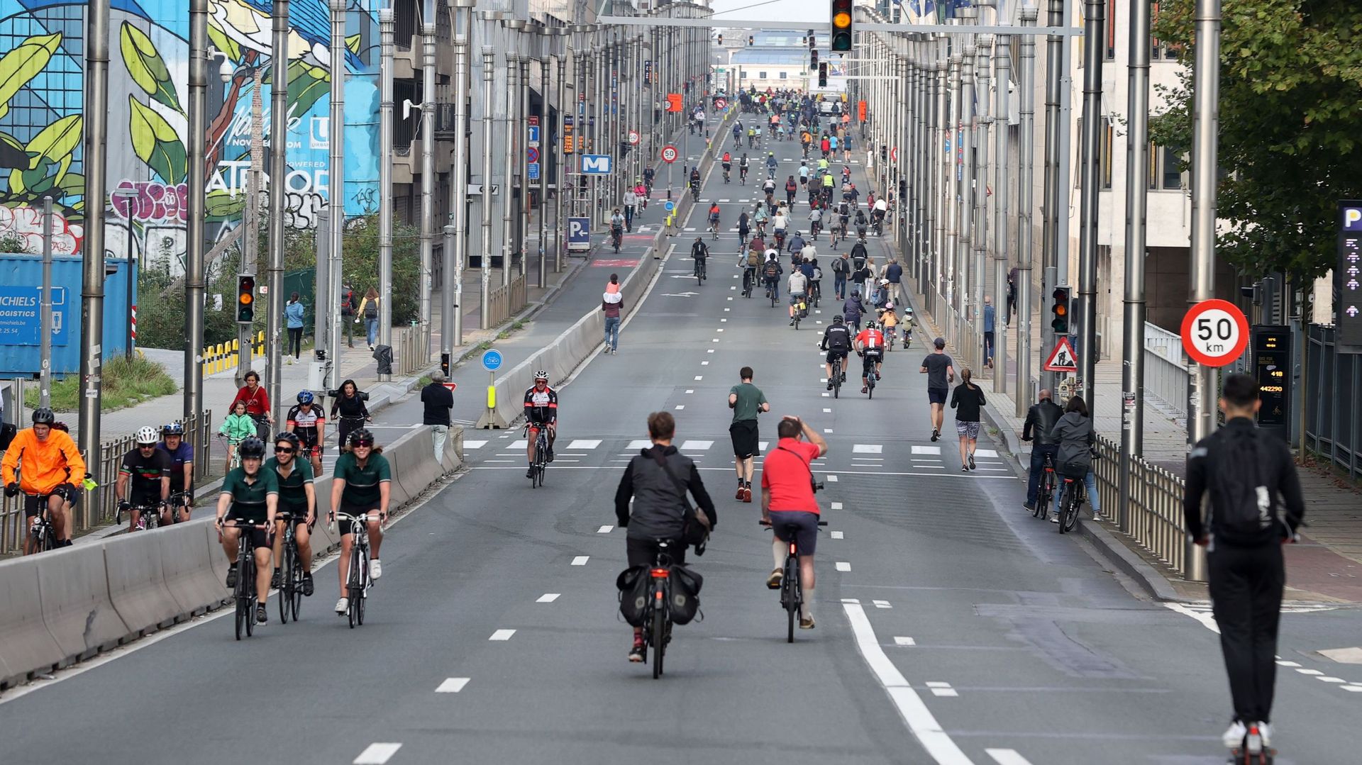 Infrabel reconnaît une erreur de calendrier pour la journée sans voiture à Bruxelles lors d'événements majeurs