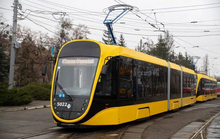 Kyiv sous attaque de missiles : ajustements des transports en commun après l'incident du 24 septembre