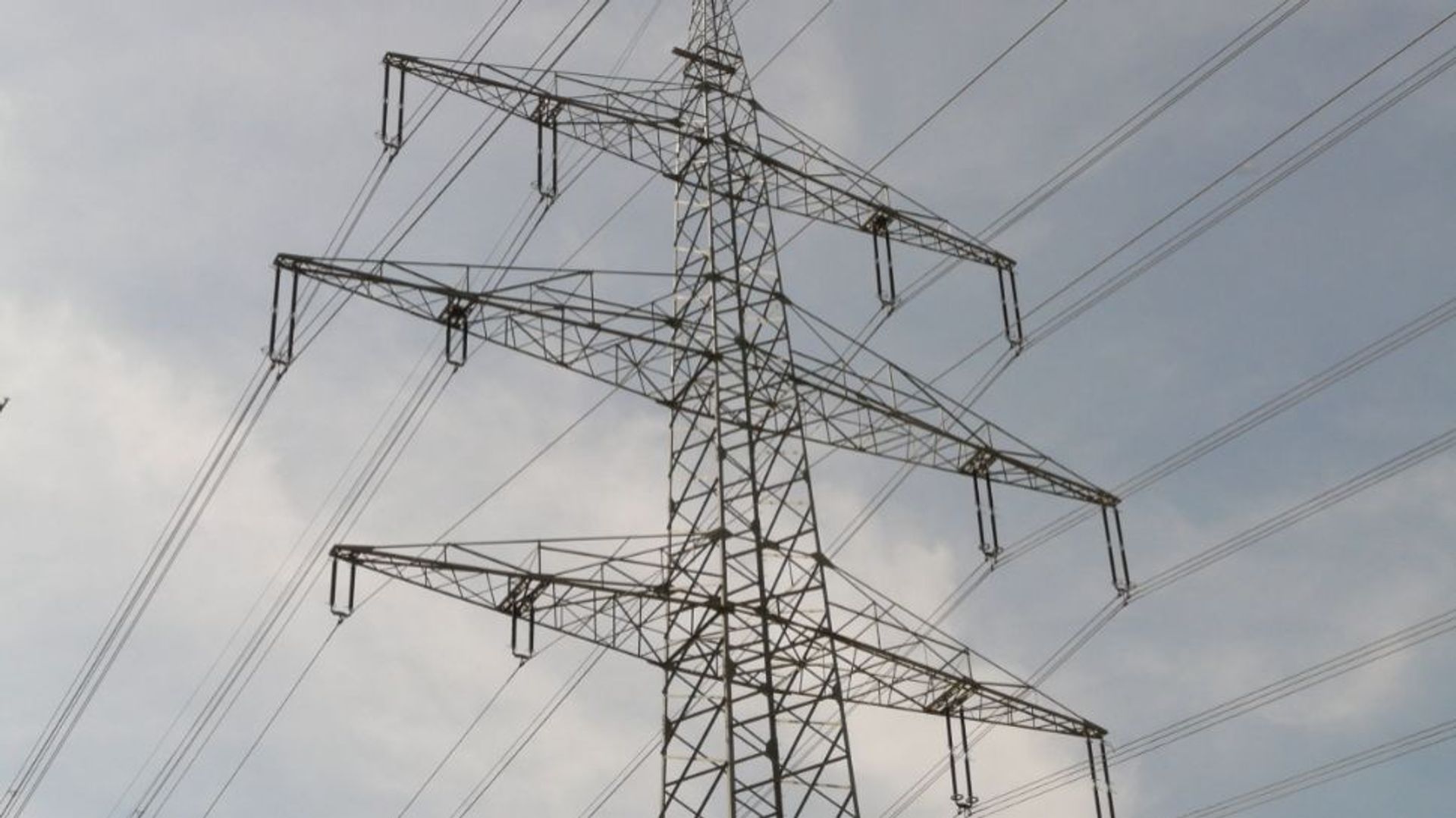 La compensation financière pour les communes touchées par le projet énergétique du Hainaut examinée en Wallonie
