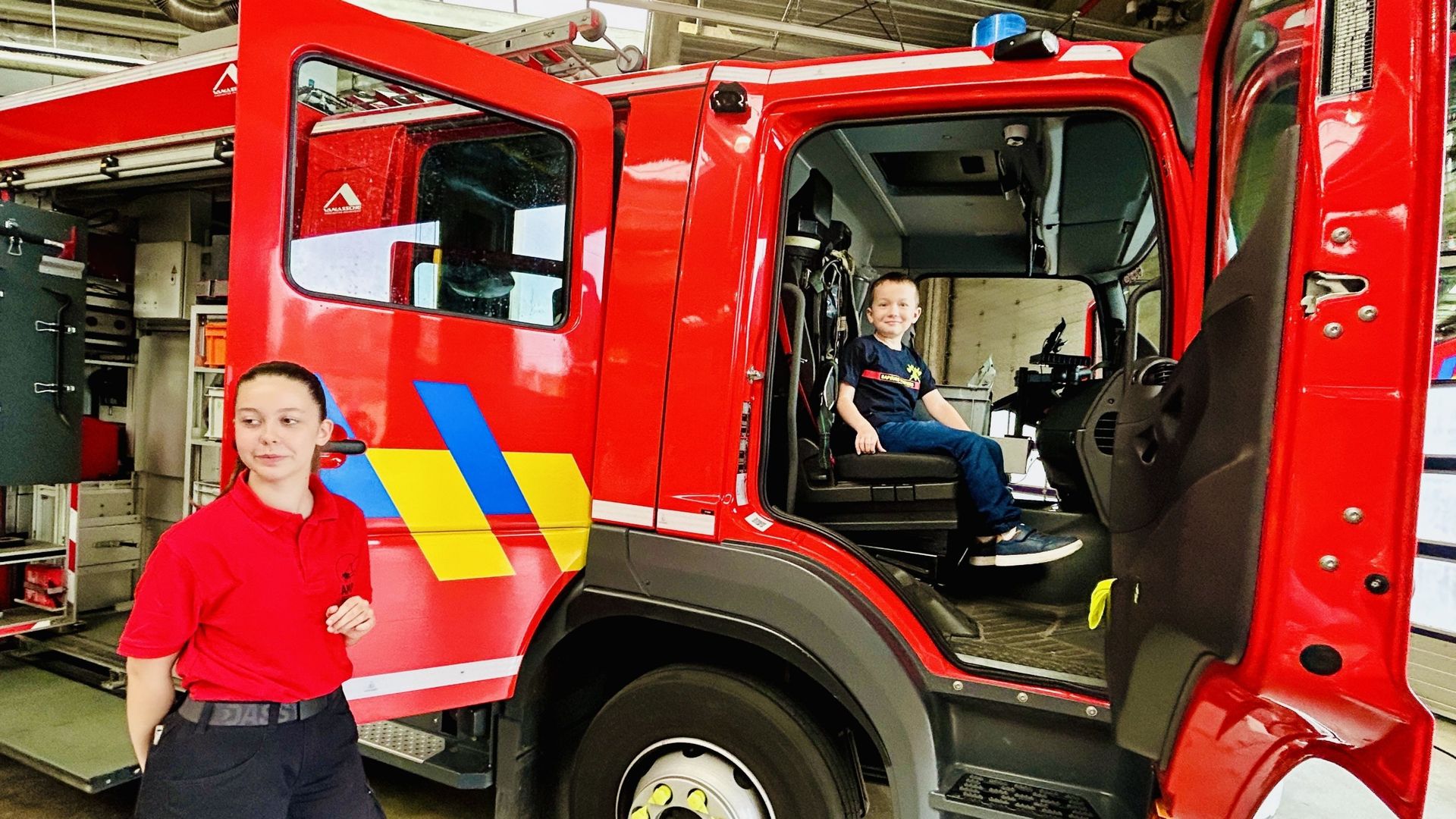 La Louvière attire des milliers de visiteurs lors de la journée portes ouvertes des pompiers