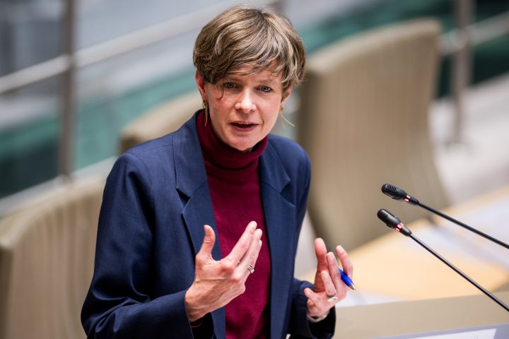 La ministre flamande des Médias se réjouit du projet de loi sur la protection des enfants de l'UE malgré des inquiétudes sur la vérification d'âge