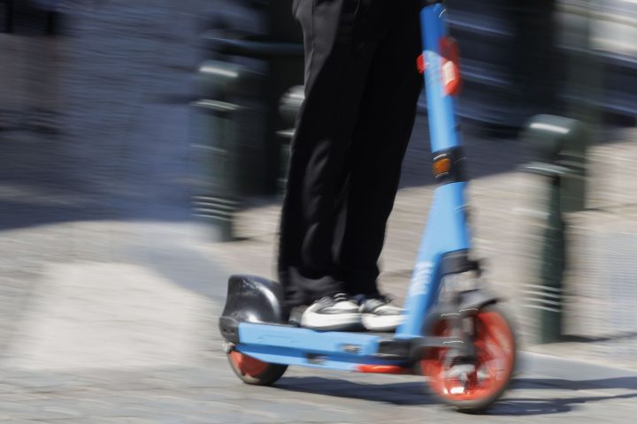 La police de Wavre fait respecter les règles d'utilisation des trottinettes électriques après une hausse des blessures