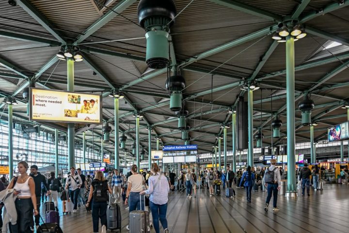 La police néerlandaise enquête sur un acte de sabotage ayant perturbé le réseau ferroviaire.