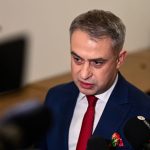 La Pologne qualifie l'incendie de la station Starlink de sabotage, suscitant des inquiétudes pour la sécurité d'internet en Ukraine