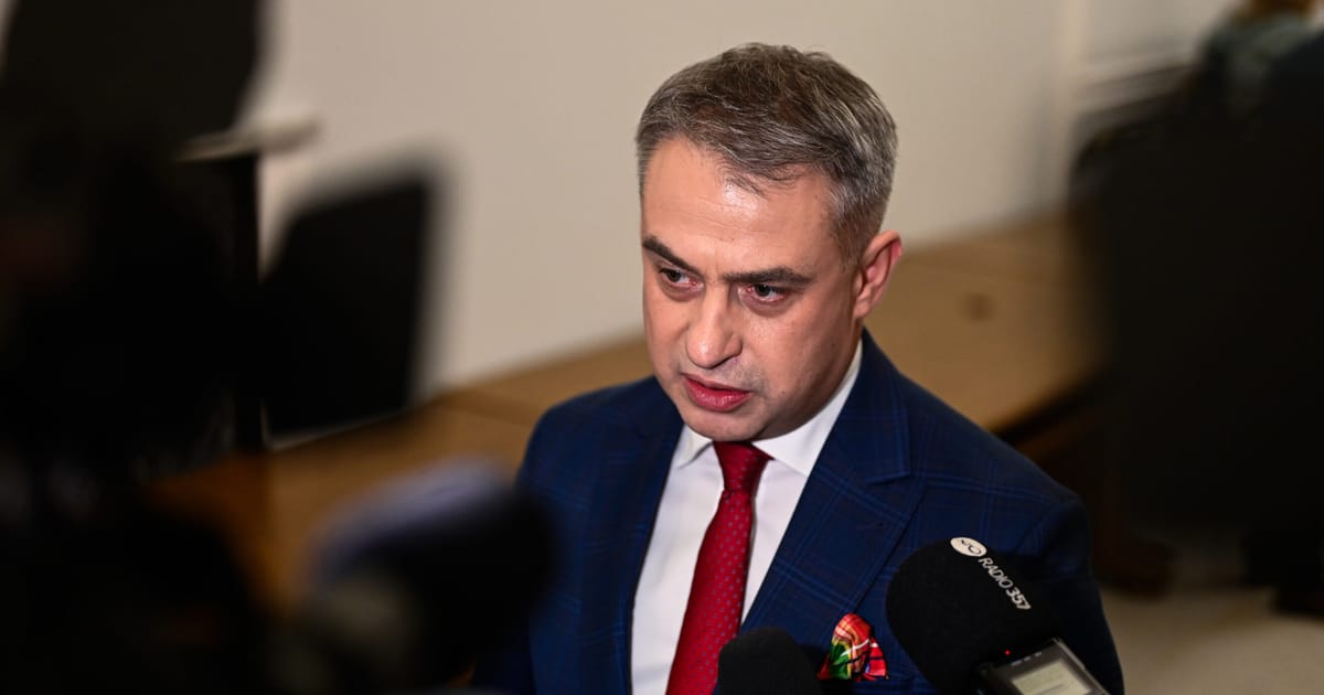La Pologne qualifie l'incendie de la station Starlink de sabotage, suscitant des inquiétudes pour la sécurité d'internet en Ukraine