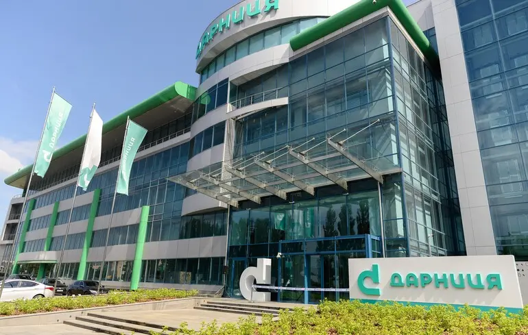La Russie lance une deuxième attaque sur l'usine pharmaceutique Darnytsia à Kyiv cette semaine
