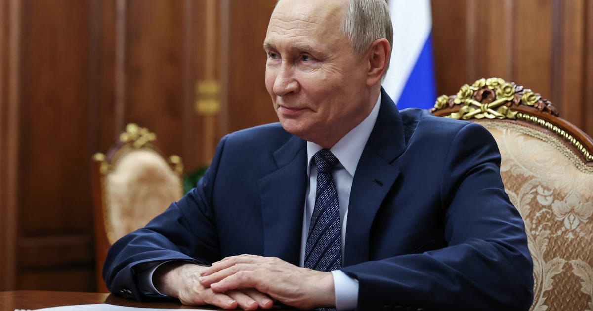La Russie teste la détermination de l'OTAN dans l'Arctique alors que les activités militaires s'intensifient près de Svalbard