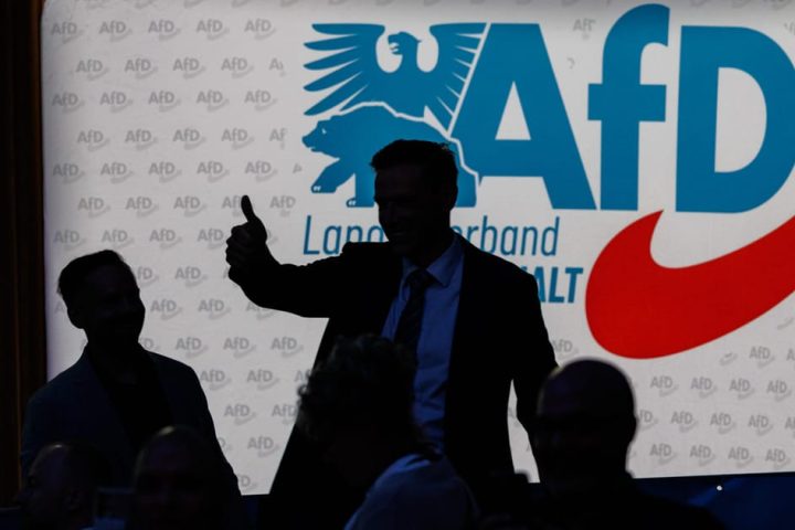 L'AfD remporte une victoire historique, poussant les partis traditionnels à une réévaluation.