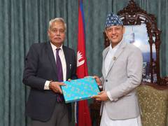 L'ambassadeur indien conclut son mandat par des visites d'adieu, soulignant les relations népalaises-indiennes