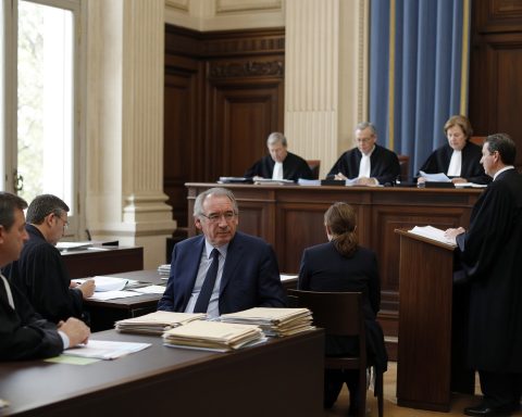 L'appel de Bayrou remet en question l'utilisation des fonds du Parlement européen dans l'affaire MoDem