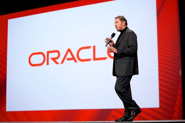 Larry Ellison annule la vente planifiée de 50 millions d'actions Oracle d'une valeur de 7,5 milliards de dollars