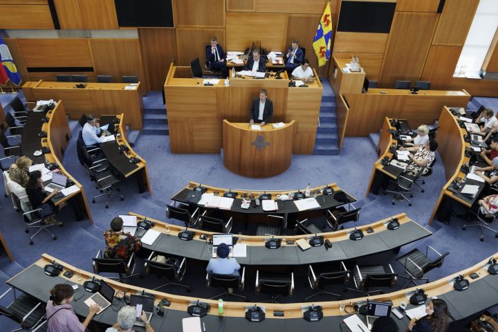 L’assemblée de la Cocof appelle à renforcer les liens entre associations et autorités publiques