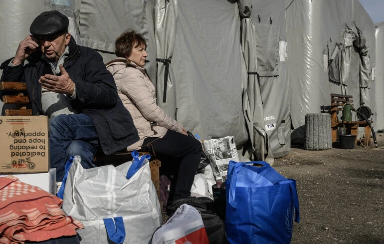 L'autonomie financière des personnes déplacées en Ukraine nécessite plus que des efforts individuels