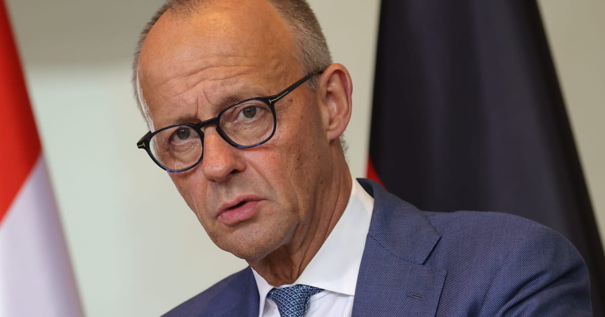 Le chancelier Merz annule son voyage à l'ONU en raison de pressions politiques croissantes en Allemagne.