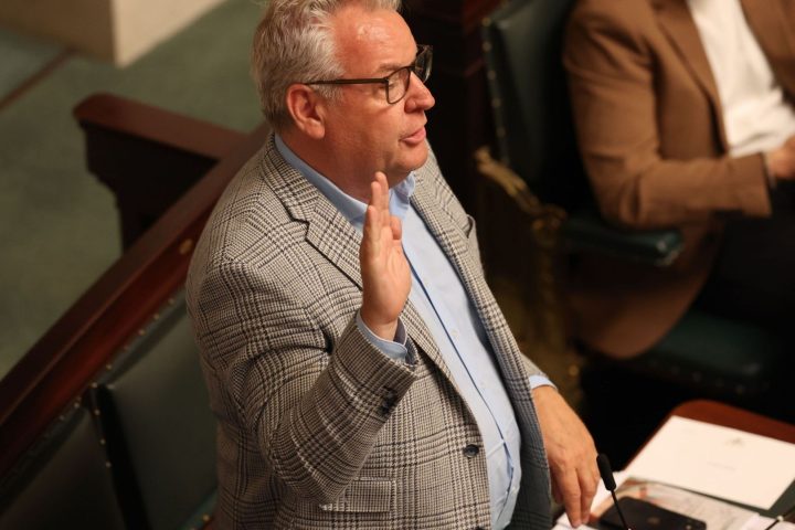 Le député belge Alain Yzermans échappe à une suspension de permis grâce à son immunité parlementaire