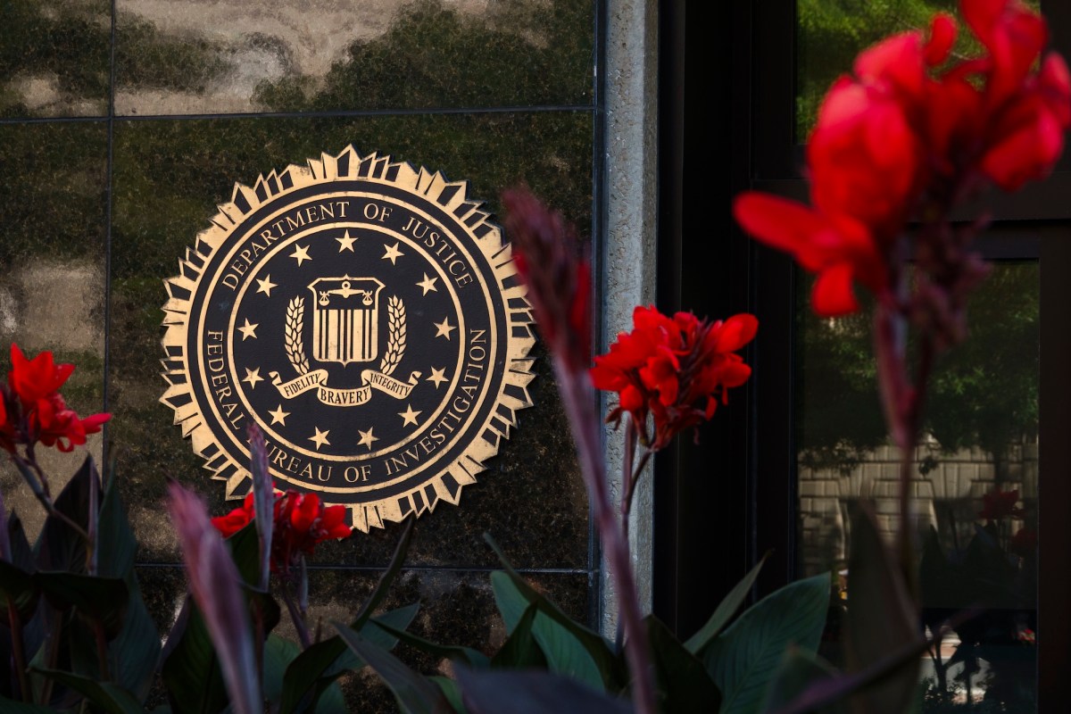 Le FBI confirme un incident de cybersécurité après le vol de données personnelles d'agents