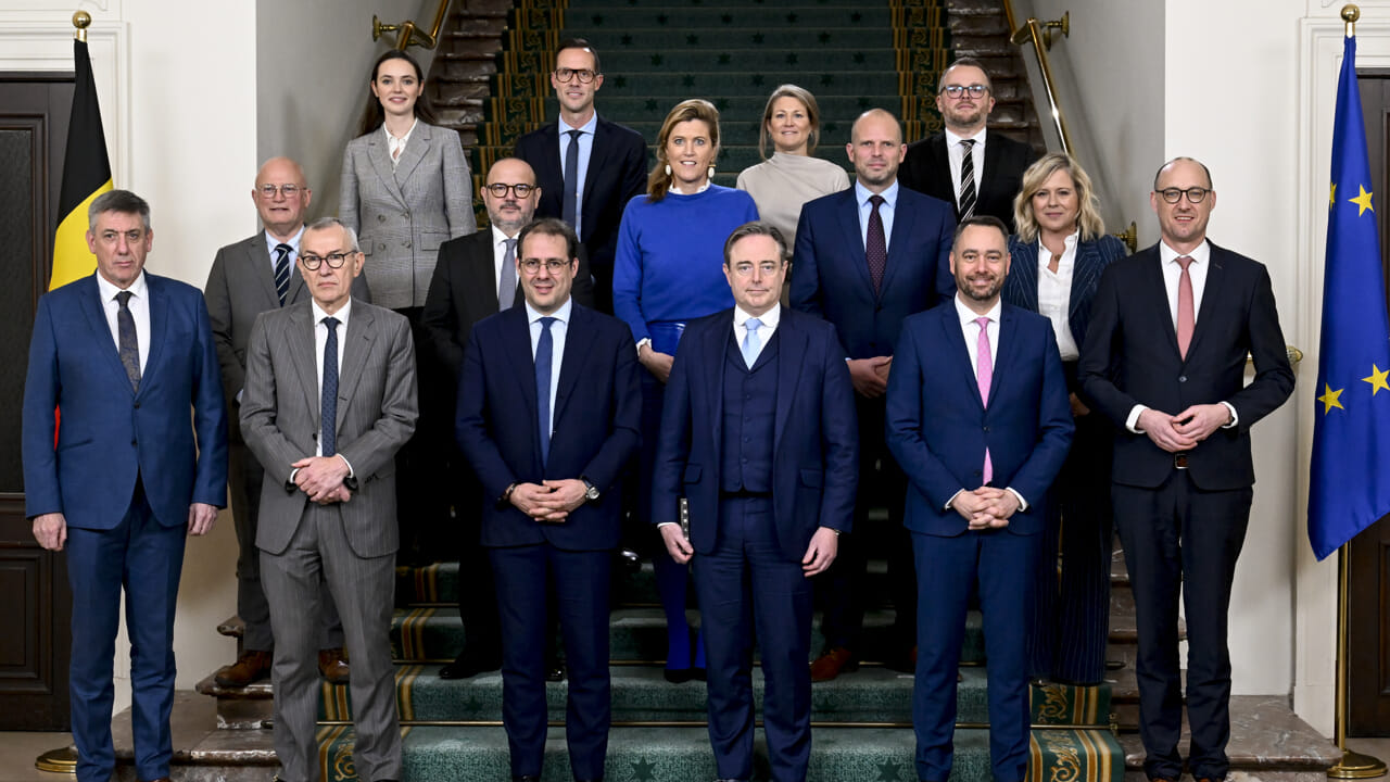 Le gouvernement fédéral souhaite lever 10 milliards d'euros via des réformes fiscales et des coupes budgétaires.