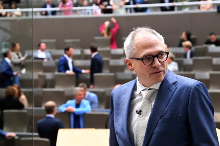 Le gouvernement flamand annonce une réduction de 500 millions d'euros de subventions sur trois ans