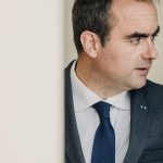 Le gouvernement français prévoit des économies de 54 milliards d'euros dans le budget 2027 pour maîtriser le déficit