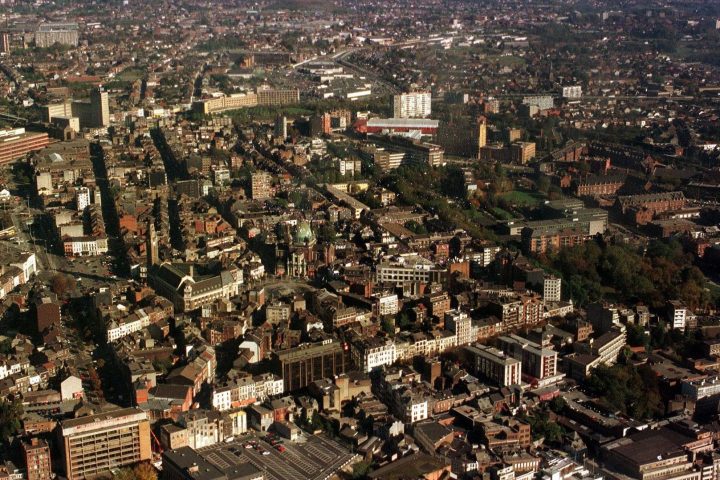 Le maire de Charleroi plaide pour une supracommunalité basée sur les bassins de vie locaux