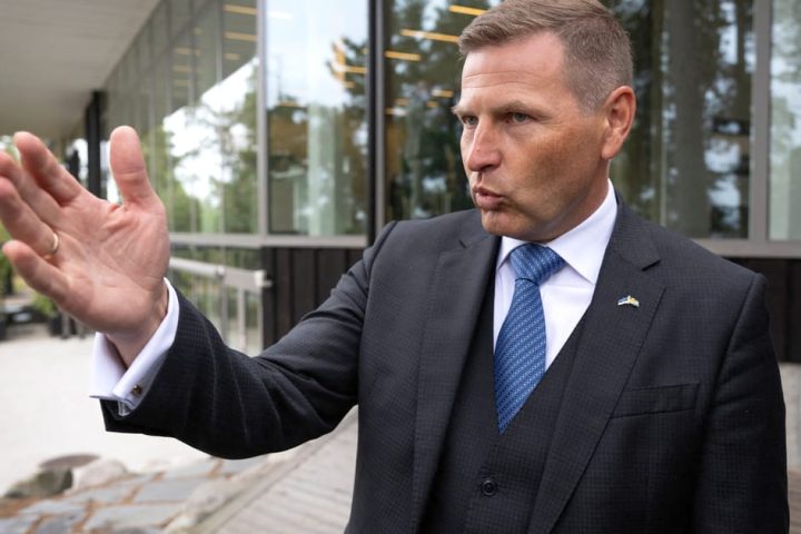 Le ministre estonien de la Défense démissionne en raison d'un scandale lié à des munitions pour l'Ukraine