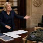 Le Pen réclame une réduction de l'aide financière à l'Ukraine face à un déficit français croissant