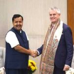 Le président du BJP, Nitin Nabin, rencontre le Haut-commissaire canadien Christopher Cooter à New Delhi.
