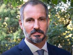 Le prince Rahim Aga Khan V entame une visite de sept jours en Inde et rencontre des responsables clés