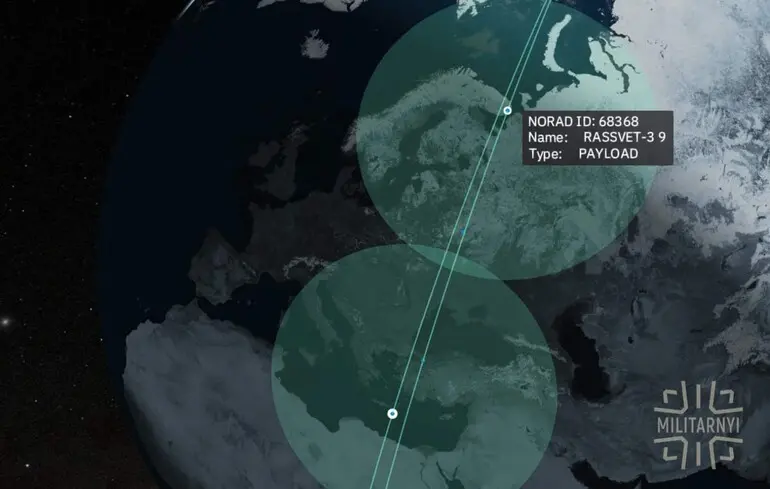 Le projet russe Rassvet rencontre des difficultés techniques alors que des satellites perdent de l'altitude et tombent sur Terre