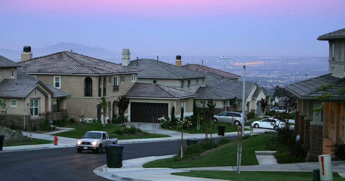 Le Royaume-Uni envisage d'adopter les politiques de logement de Californie pour répondre à la crise durable