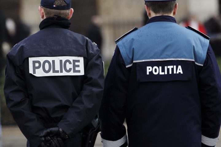 Les agences européennes de police mettent fin à l'utilisation du logiciel de surveillance numérique d'Oxygen Forensics, propriété russe.
